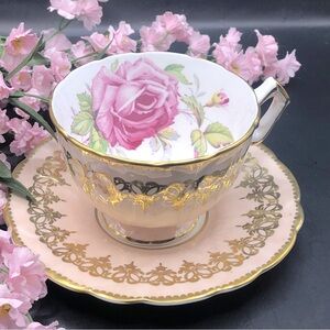 Aynsley Reg. No. 765788 Pale Peachy-Pink, Crocus Style, Large Pink Rose